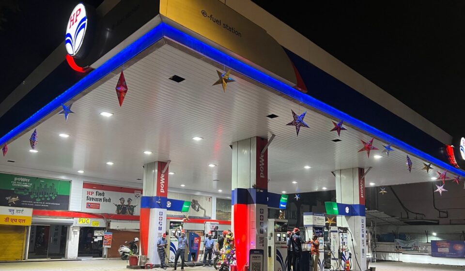 Petrol Diesel Rate Today: कच्चे तेल की बढ़ती कीमतों और ईरान-अमेरिका तनाव के बीच जानिए दिल्ली, मुंबई, पटना और रांची में ईंधन के ताजा भाव